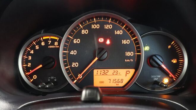 2012 Toyota Vitz U Smart Stop Package, Heated Seats image 311976