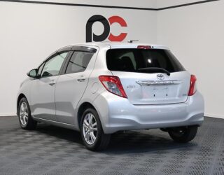 2012 Toyota Vitz U Smart Stop Package, Heated Seats image 311966
