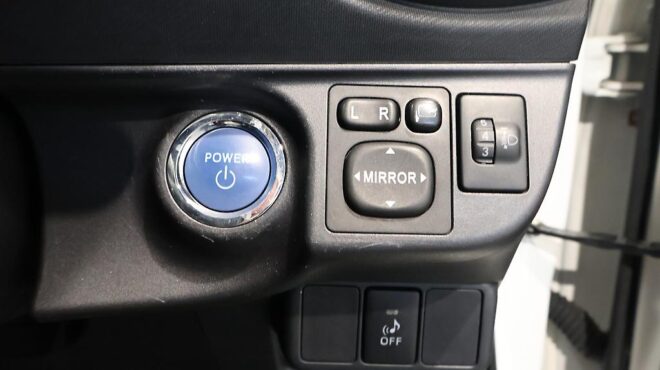 2013 Toyota Aqua S Model/ Push Start image 314178