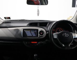 2012 Toyota Vitz U Smart Stop Package, Heated Seats image 311974