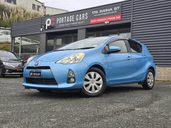 2012 Toyota Aqua S Model/ Low Kms / Push Button Start image 285080