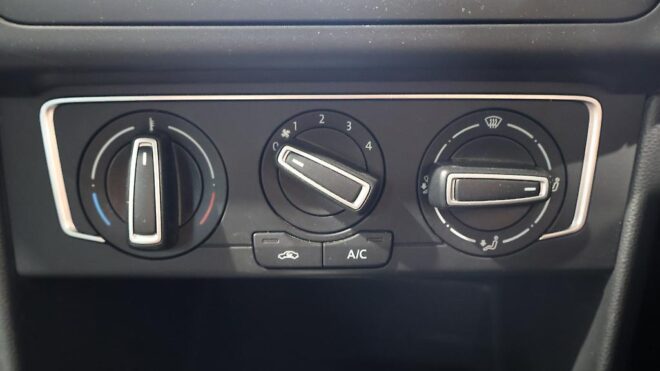 2015 Volkswagen Polo TSI Comfortline image 311275