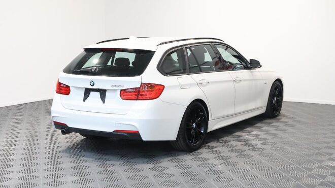 2013 Bmw 320i Touring M Sport image 316196