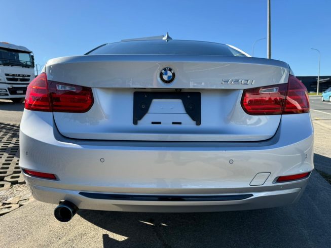2012 Bmw 320i Sports/ Leather/ Cruise Control image 286185