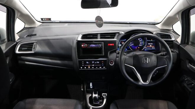 2014 Honda Fit Hybrid F-Package image 317826