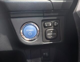 2013 Toyota Corolla Fielder Hybrid G Model, Push Start image 310129