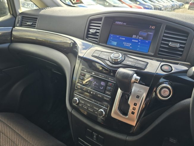 2012 Nissan Elgrand Highway Star Urban Chrome image 284552