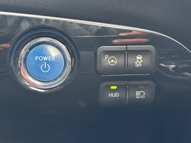 2017 Toyota Prius S Safety Plus image 310510