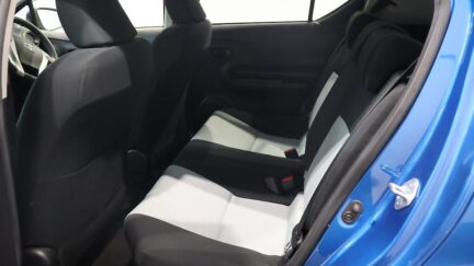 2013 Toyota Aqua S MODEL PUSH BUTTON START R/CAMERA image 313315