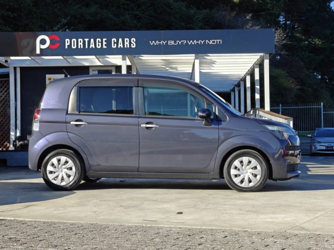 2014 Toyota Spade G Model/ Push Start/ NZ Radio/ Reverse Camera image 286575