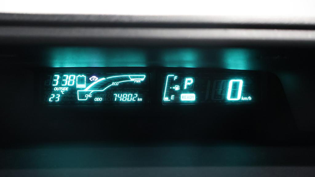 2012 Toyota Aqua G Model/ Push Start/ Reverse Camera/ Alloy Wheels/ Hybrid image 313298