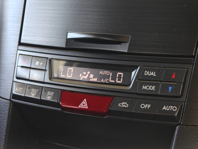2013 Subaru Legacy Touring Wagon/ 2.5i Eyesight/ AWD/ Push Start/ Reverse Camera image 293664