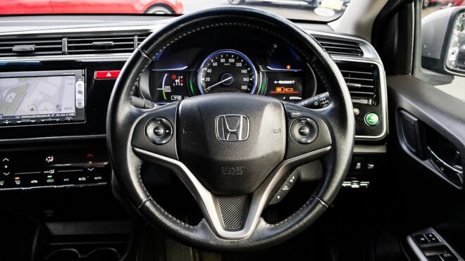 2015 Honda Grace Hybrid LX image 303869