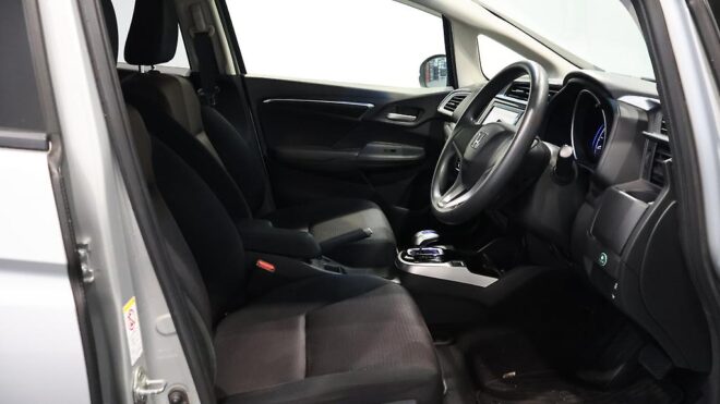 2013 Honda Fit Hybrid F-Package **Low KMS** image 305850