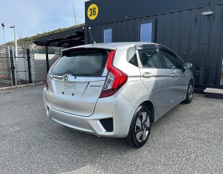 2014 Honda Fit Hybrid F-Package image 284462