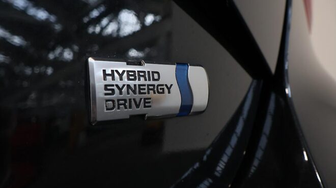 2017 Toyota Vitz Hybrid – Alloy Wheels image 313249