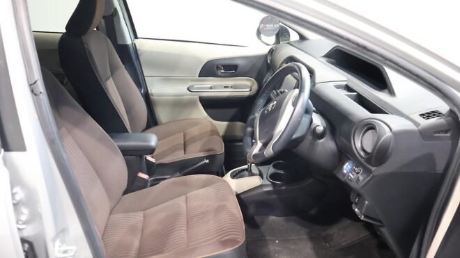 2012 Toyota Aqua G Model/ Push Start/ Reverse Camera/ Alloy Wheels/ Hybrid image 313293