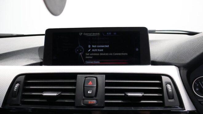 2014 Bmw 320i Touring M Sport image 303957