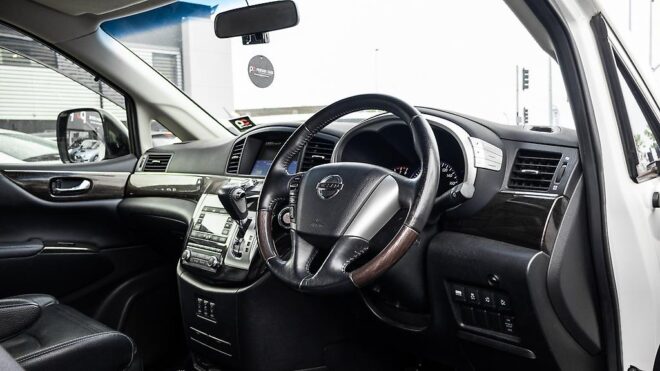 2013 Nissan Elgrand Highway Star, 360 camera, parking sensor image 312944