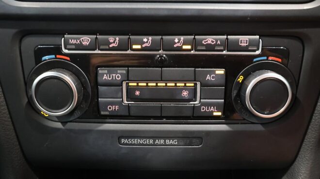 2012 Volkswagen Golf TSI Comfort Line 1.4L image 316389