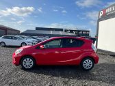 2012 Toyota Aqua S Model/ Low Kms / Push Button Start image 286912
