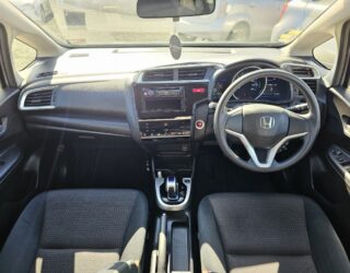 2014 Honda Fit Hybrid F-Package image 298088