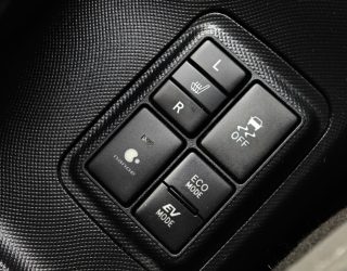 2019 Toyota Aqua G, Push Start, Reverse Camera, NZ Radio image 276927