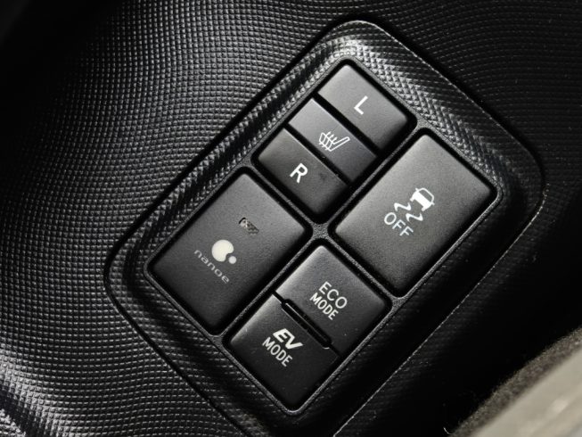 2019 Toyota Aqua G, Push Start, Reverse Camera, NZ Radio image 276927