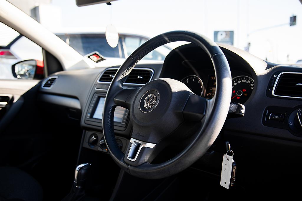 2012 Volkswagen Polo 1.2l / Tsi Bluemotion image 284327