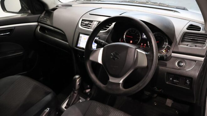 2015 Suzuki Swift XG image 319138