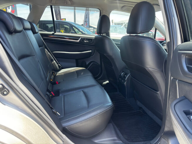 2015 Subaru Outback Limited AWD – 2.5 image 317263