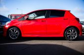 2015 Toyota Vitz F Model, Low KMS, Body kit I stop Wheel mags image 289006