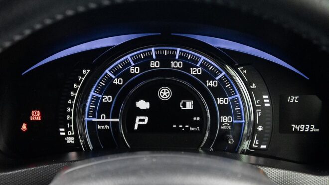 2014 Suzuki Swift Stunning black, Idling stop,Push start image 312857