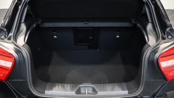 2013 Mercedes-benz A 180 Blue Efficiency Sport AMG/ Half Leather image 305926