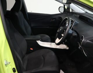 2016 Toyota Prius A Model, Low KMS, Heads up Display image 310592