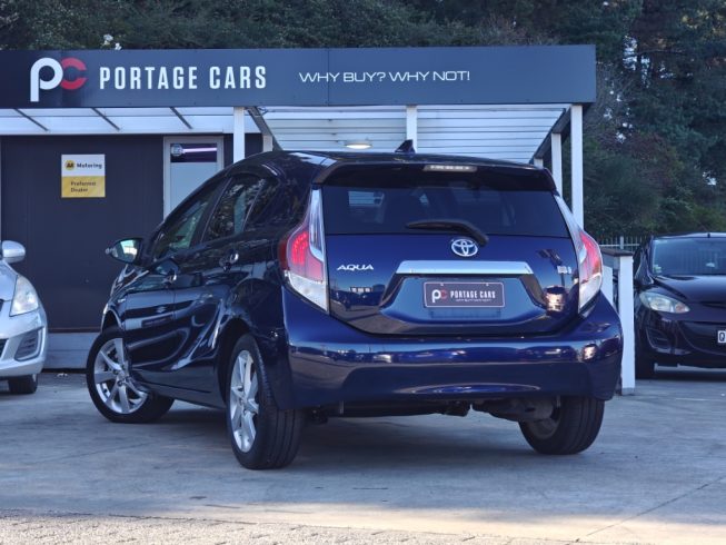 2017 Toyota Aqua S Style Black/ Push Start/ Reverse Camera image 287998