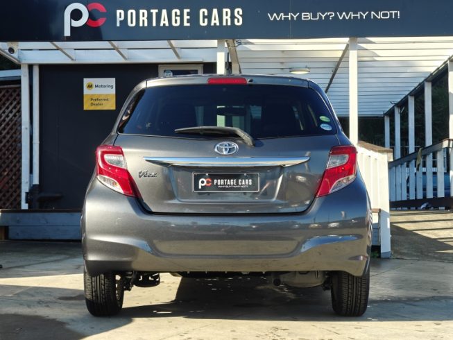 2014 Toyota Vitz F model, Push start image 288216