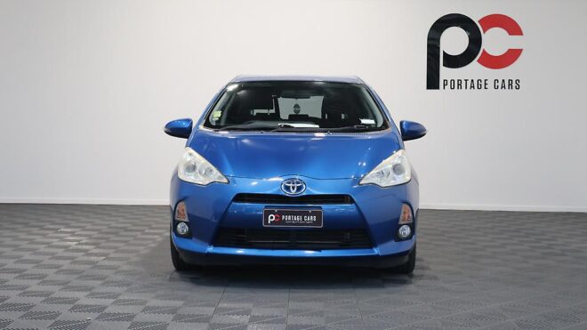 2012 Toyota Aqua G Model Hybrid, Low Kms, Push Start, Reverse Camera image 310095