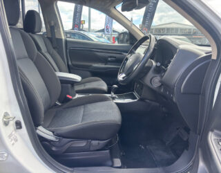 2021 Mitsubishi Outlander LS 2.4P/4WD image 302702