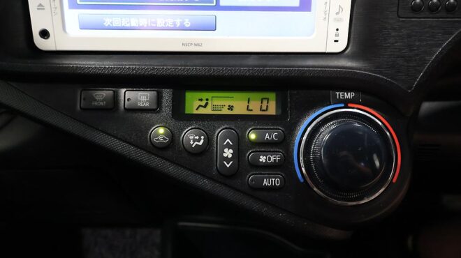 2012 Toyota Aqua G Model, Push Start, Reverse Camera, Low KMS image 318924