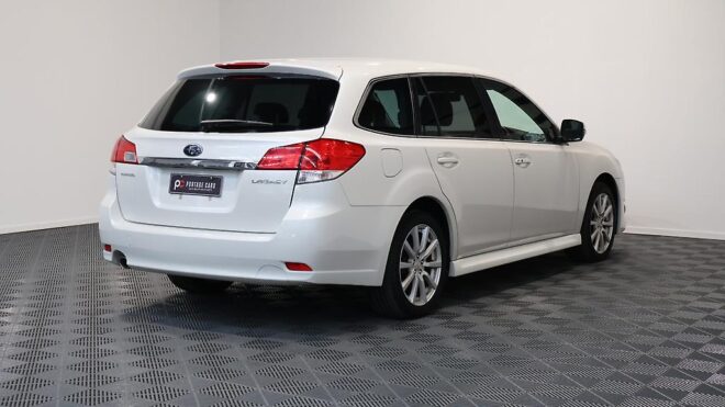 2012 Subaru Legacy Touring Wagon 2.5i Eyesight B-Sport G-Package AWD image 305944