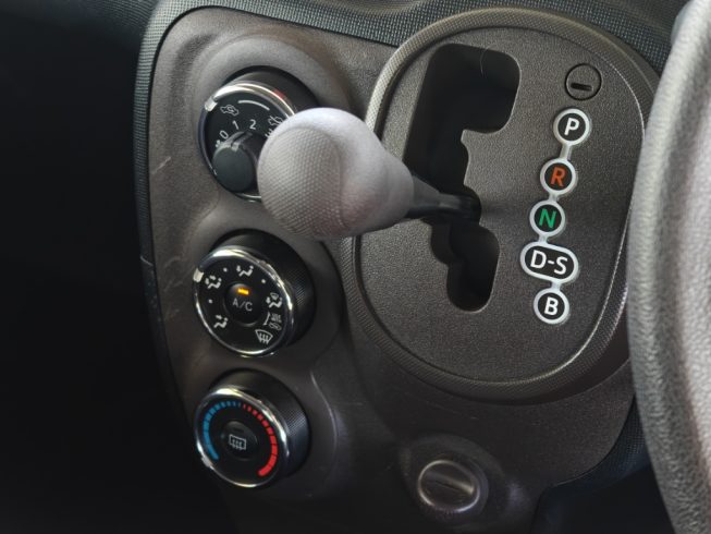 2014 Toyota Spade F Model image 287327