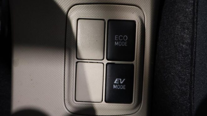 2013 Toyota Aqua G Model/ Push Start image 314818