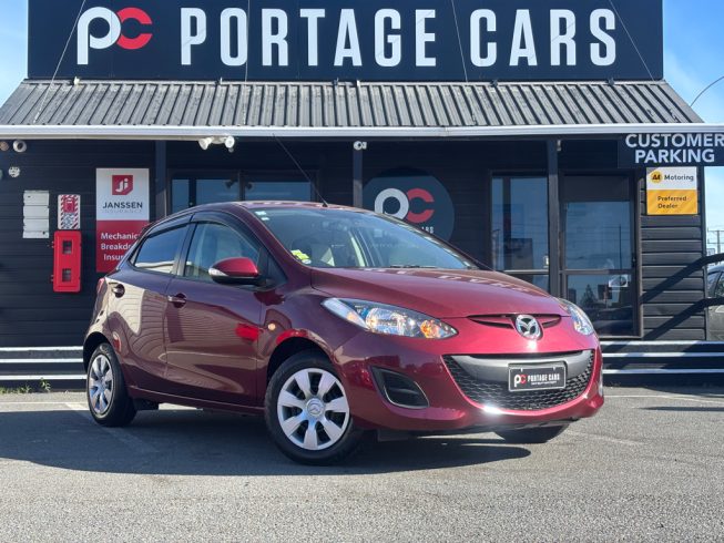 2012 Mazda Demio 13 Skyactiv Low KMS!! image 293932