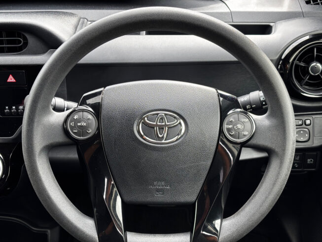 2017 Toyota Aqua S Style Black/ Black Rims/ Rev Cam image 317286