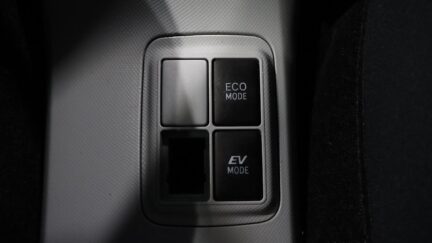 2013 Toyota Aqua S Model, Push Start, Low KMS image 312501