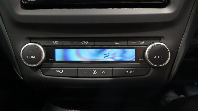 2016 Toyota Avensis Wagon Xi, New Shape image 308800