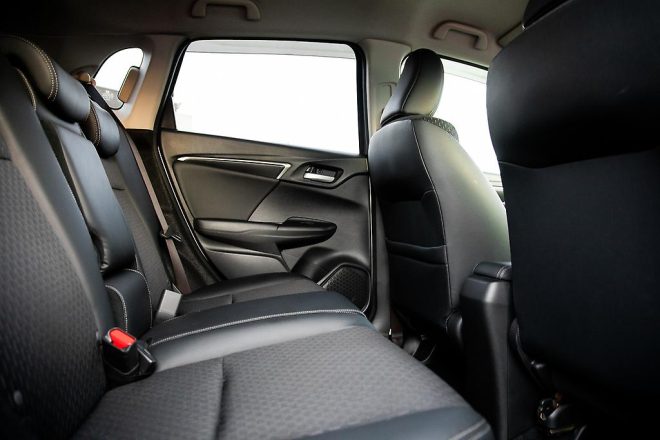 2013 Honda Fit Hybrid L package image 289238