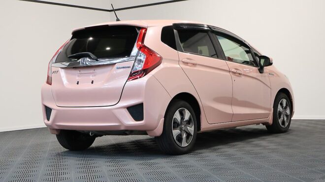 2016 Honda Fit Hybrid F-Package Comfort Edition image 305371
