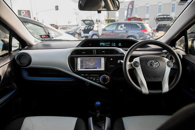 2014 Toyota Aqua Hybrid S Model, Push Start, Reverse Camera image 290633